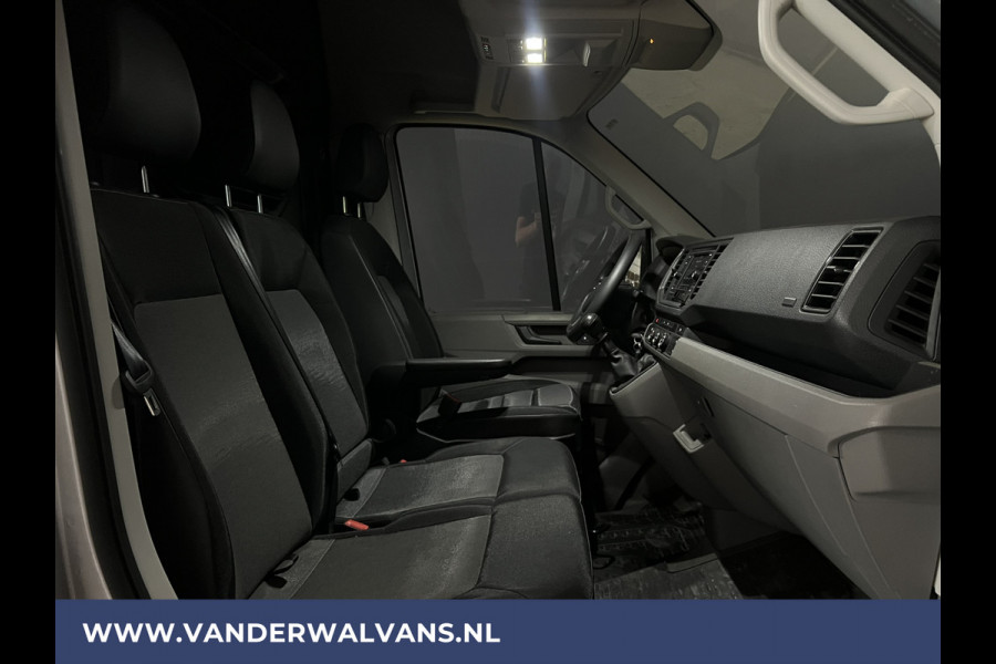 Volkswagen Crafter 2.0 TDI 141pk L3H3 L2H2 Euro6 Airco | Camera | Apple Carplay | Android Auto | Cruisecontrol Parkeersensoren, Bijrijdersbank