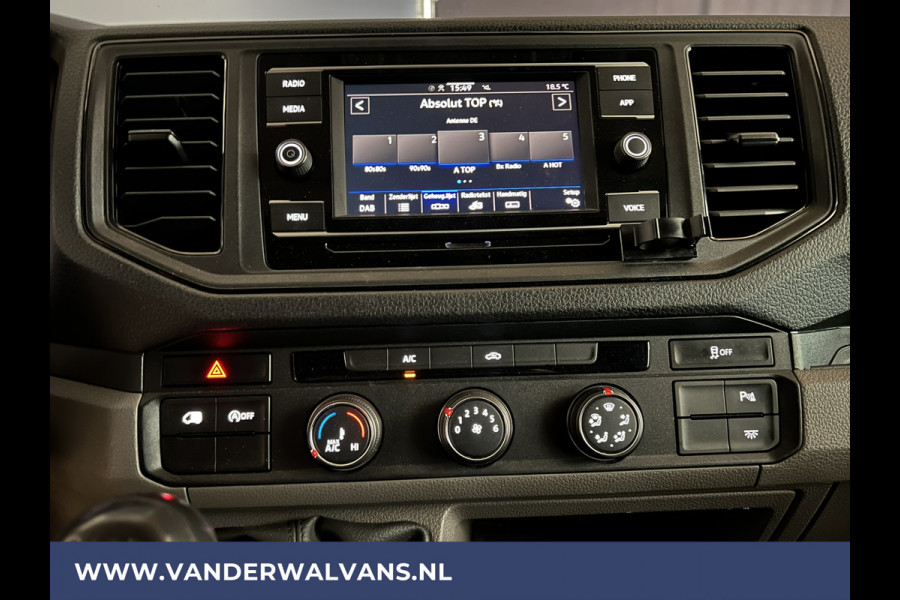 Volkswagen Crafter 2.0 TDI 141pk L3H3 L2H2 Euro6 Airco | Camera | Apple Carplay | Android Auto | Cruisecontrol Parkeersensoren, Bijrijdersbank