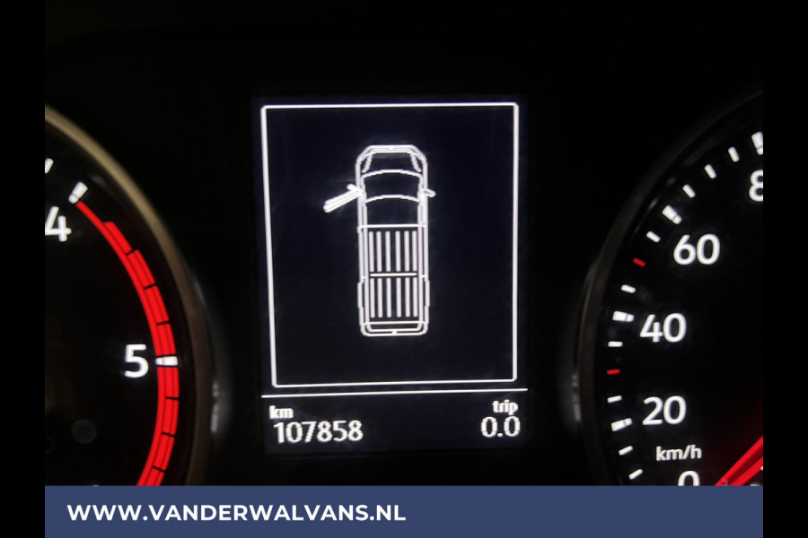 Volkswagen Crafter 2.0 TDI 141pk L3H3 L2H2 Euro6 Airco | Camera | Apple Carplay | Android Auto | Cruisecontrol Parkeersensoren, Bijrijdersbank