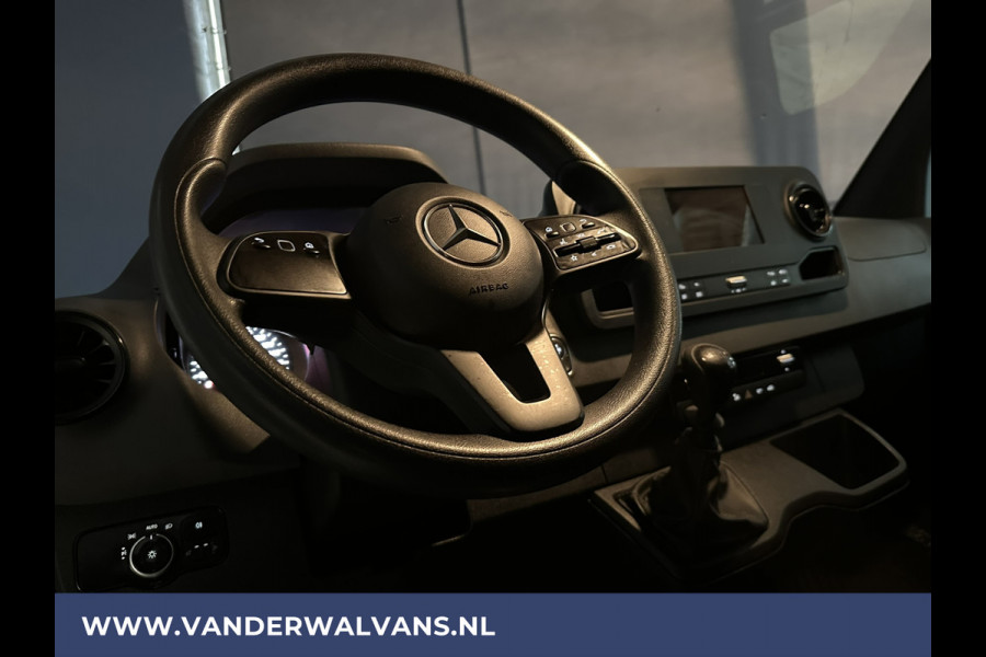 Mercedes-Benz Sprinter 314 CDI 143pk L2H2 Euro6 Airco | Camera | Navigatie | Apple Carplay | Android Auto Bijrijdersbank