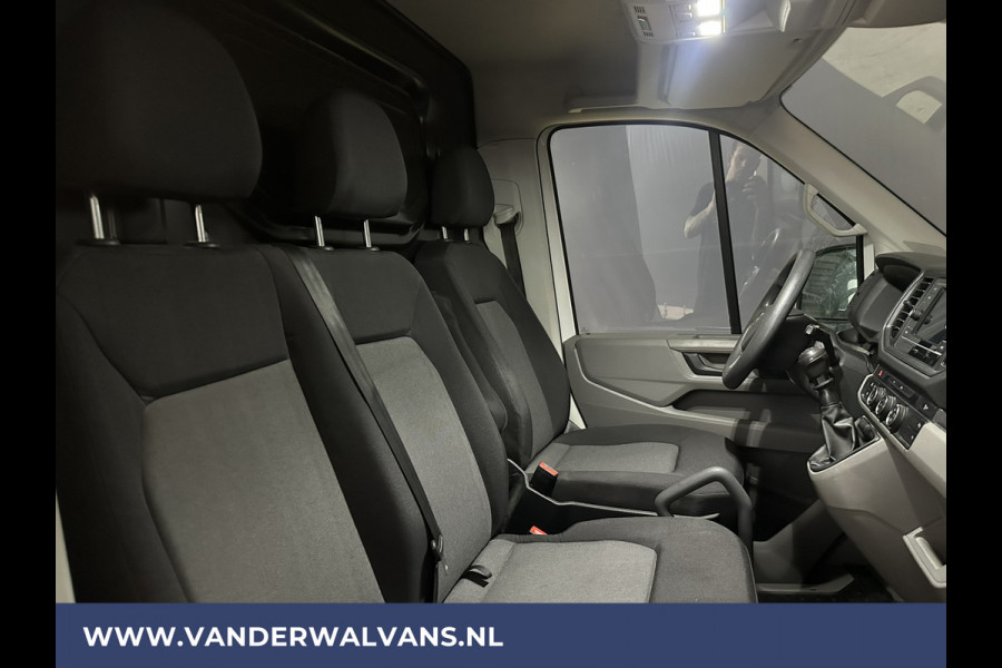Volkswagen Crafter 2.0 TDI L3H2 L2H1 Euro6 Airco | Camera | Apple Carplay | Android Auto | Parkeersensoren Verwarmde voorruit, Bijrijdersbank