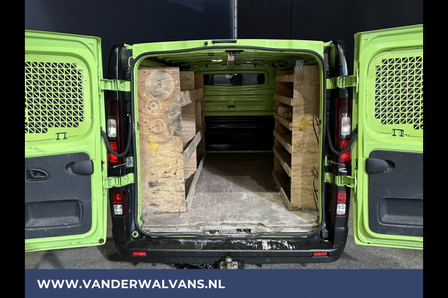 Renault Trafic 1.6 dCi 126pk L2H1 Euro6 Airco | Navigatie | Cruisecontrol | Trekhaak | Parkeersensoren Bijrijdersbank