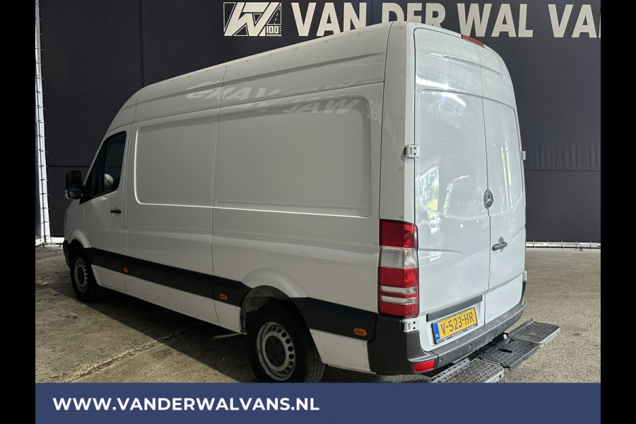 Mercedes-Benz Sprinter 316 CDI 163 pk L2H2 Euro6 Airco | Navigatie | 2800kg Trekhaak | Cruisecontrol Parkeersensoren