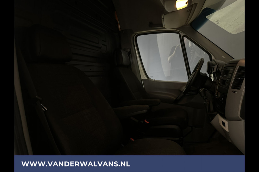 Mercedes-Benz Sprinter 316 CDI 163 pk L2H2 Euro6 Airco | Navigatie | 2800kg Trekhaak | Cruisecontrol Parkeersensoren