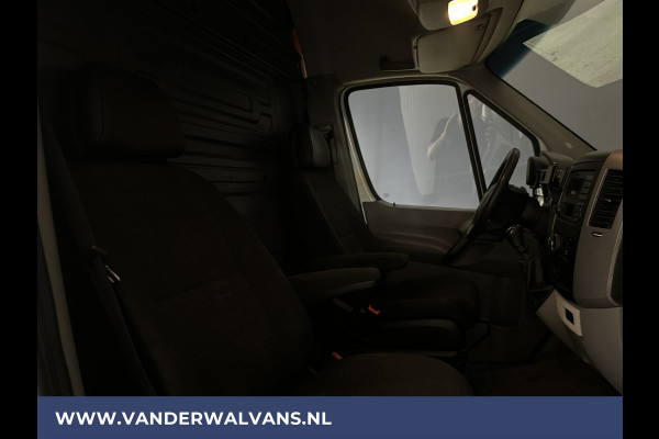 Mercedes-Benz Sprinter 316 CDI 163 pk L2H2 Euro6 Airco | Navigatie | 2800kg Trekhaak | Cruisecontrol Parkeersensoren