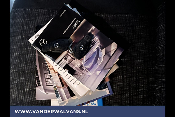 Mercedes-Benz Sprinter 316 CDI 163 pk L2H2 Euro6 Airco | Navigatie | 2800kg Trekhaak | Cruisecontrol Parkeersensoren