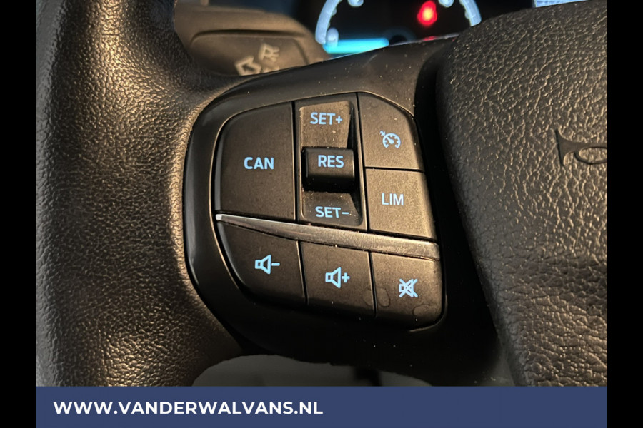 Ford Transit 2.0 TDCI 131pk L2H2 Euro6 Airco | LED | Cruisecontrol | Verwarmde voorruit | Parkeersensoren Bijrijdersbank