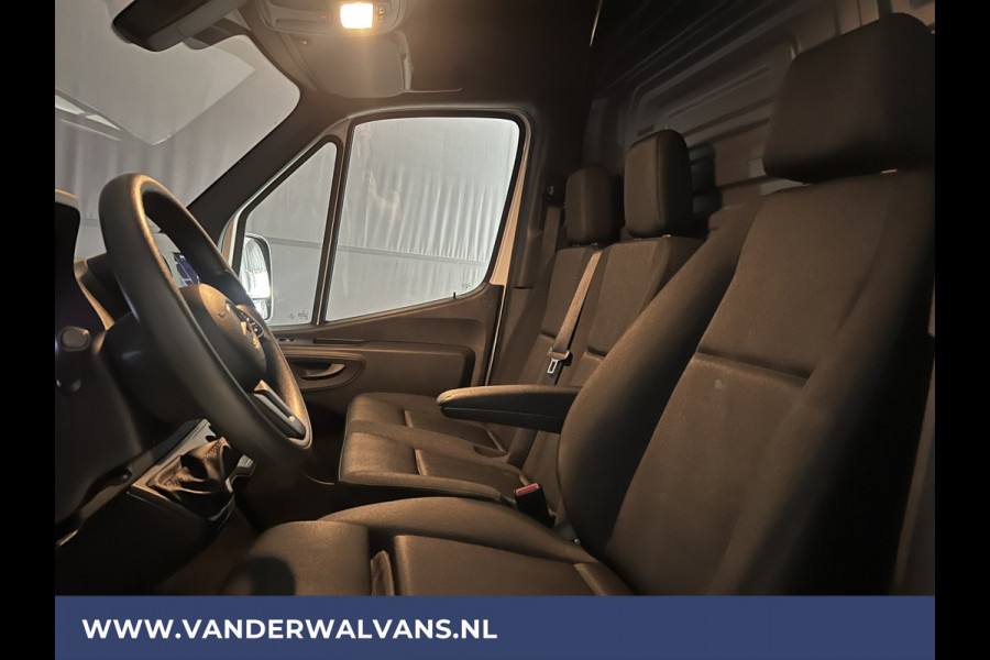 Mercedes-Benz Sprinter 317 CDI 170pk L3H2 Euro6 Airco | Navigatie | Camera | Apple Carplay | Android Auto Chauffeursstoel, Bijrijdersbank