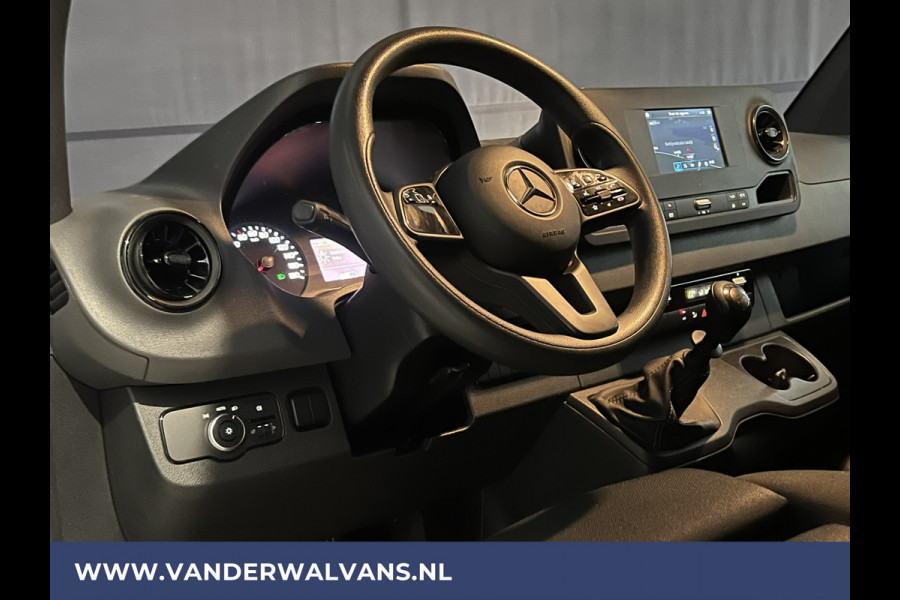 Mercedes-Benz Sprinter 317 CDI 170pk L3H2 Euro6 Airco | Navigatie | Camera | Apple Carplay | Android Auto Chauffeursstoel, Bijrijdersbank