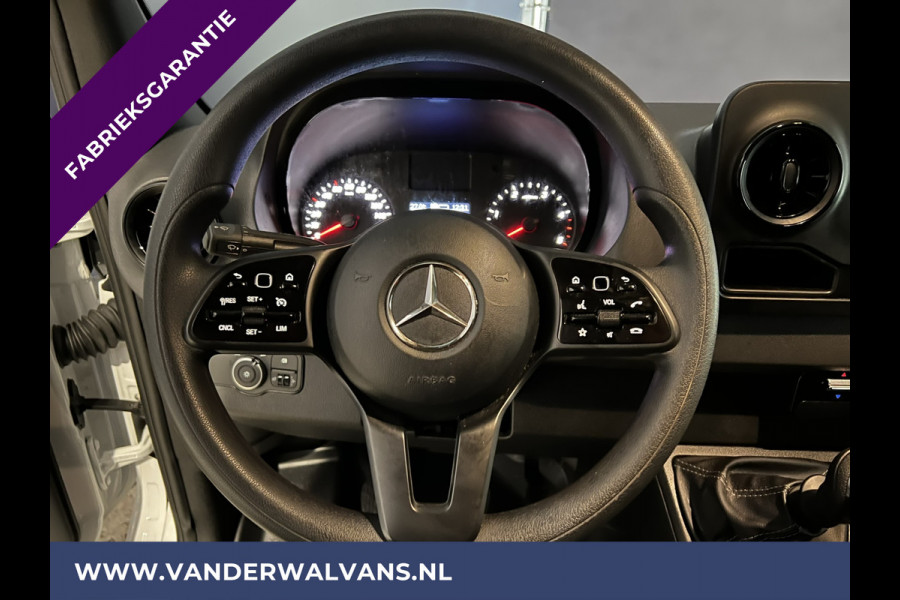 Mercedes-Benz Sprinter 317 CDI 170pk L3H2 Fabrieksgarantie Euro6 Airco | Camera | Apple Carplay | Cruisecontrol Android Auto, Parkeersensoren, Stoelverwarming, Bijrijdersbank