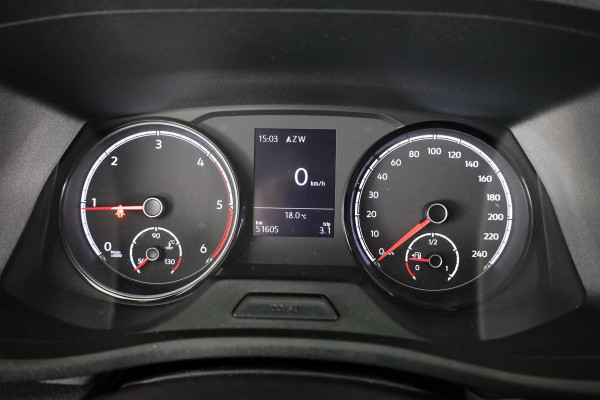 Volkswagen Transporter 2.0 TDI L2H1 28 Comfortline 110 pk | Verlengde garantie | Navigatie | Trekhaak | Parkeersensoren achter | Cruise control | Apple Carplay/Android Auto |
