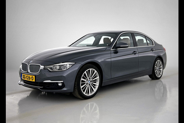 BMW 3-serie 320i Luxury Edition Automaat (PANORAMADAK, STOELVERWARMING, SPORTSTOELEN, DIGITALE COCKPIT, DEALER ONDERHOUDEN)
