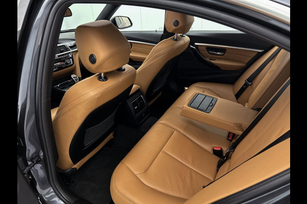 BMW 3-serie 320i Luxury Edition Automaat (PANORAMADAK, STOELVERWARMING, SPORTSTOELEN, DIGITALE COCKPIT, DEALER ONDERHOUDEN)