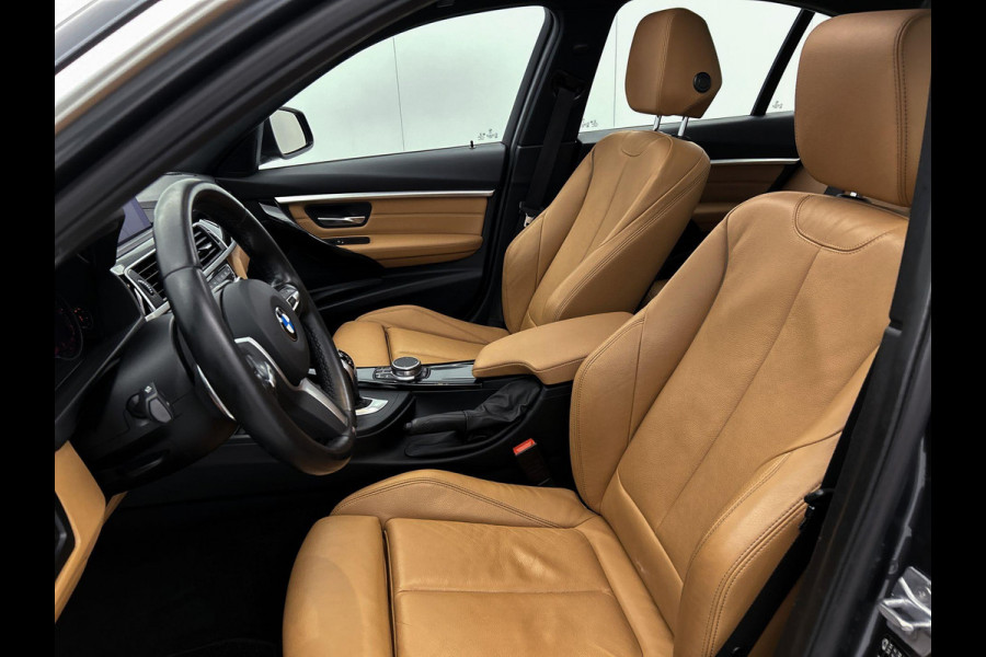 BMW 3-serie 320i Luxury Edition Automaat (PANORAMADAK, STOELVERWARMING, SPORTSTOELEN, DIGITALE COCKPIT, DEALER ONDERHOUDEN)