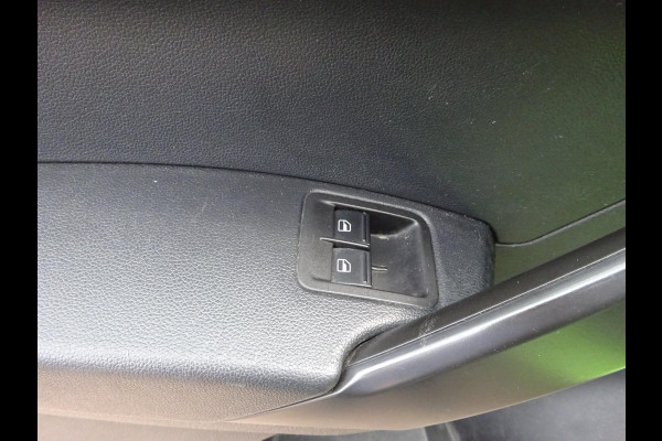 Volkswagen Caddy 2.0 TDI L2H1 BMT Maxi AIRCO NAVIGATIE CRUISE CONTROL