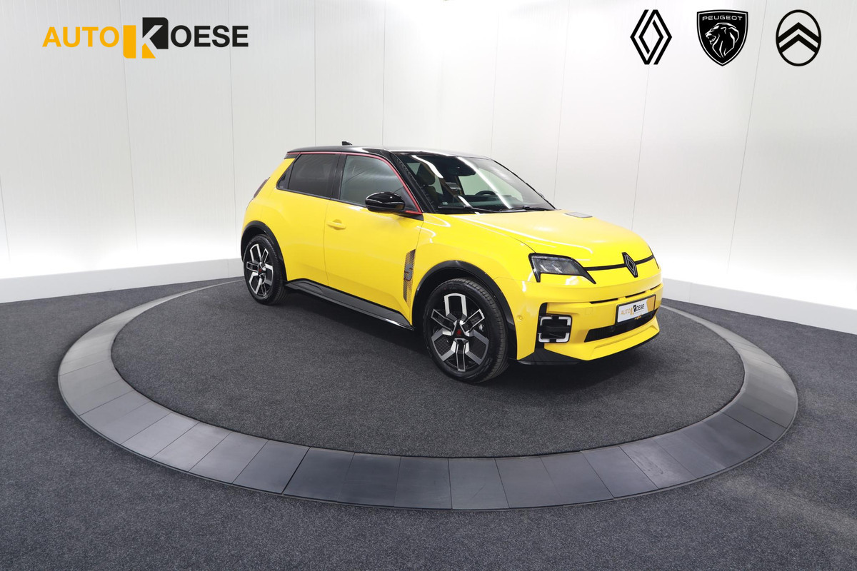 Renault 5 Comfort Range Iconic Cinq 52 kWh | Camera | Adaptieve Cruise Control | Pack Winter | Navigatie | 18 Inch Lichtmetalen Velgen Renault 5 Comfort Range Iconic Cinq 52 kWh | Camera | Adaptieve Cruise Control | Pack Winter | Navigatie | 18 Inch Lichtmetalen Velgen