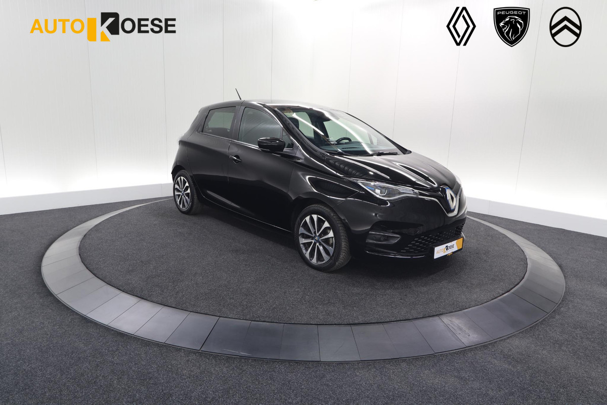 Renault ZOE R135 Intens 52 kWh | Koopaccu | Trekhaak | Camera | Pack Winter | 9.3 Inch Navigatiescherm | Dodehoekdetectie Renault ZOE R135 Intens 52 kWh | Koopaccu | Trekhaak | Camera | Pack Winter | 9.3 Inch Navigatiescherm | Dodehoekdetectie