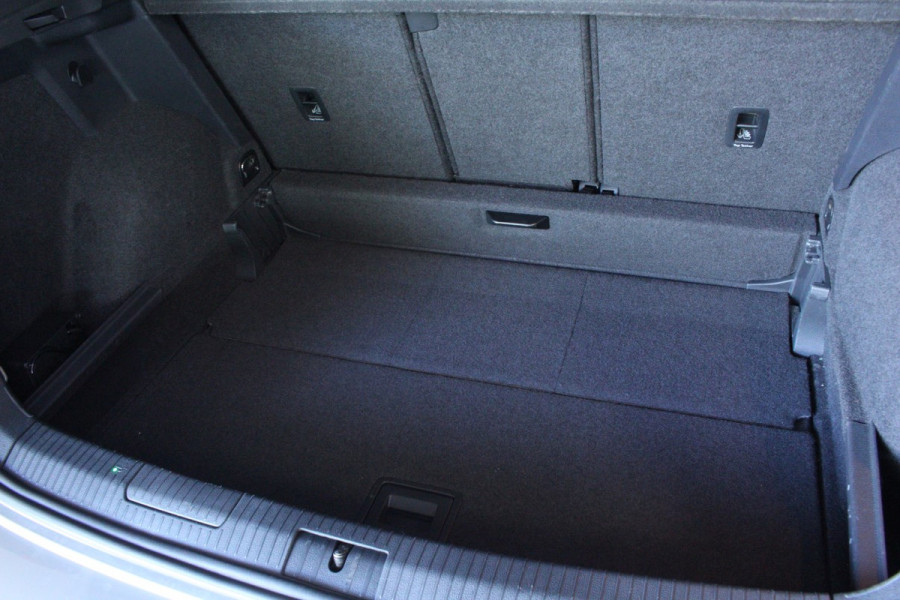 Volkswagen Golf Sportsvan 1.4 TSI DSG Highline 2eEIG! NAV BT TREKHAAK STOELVW '18