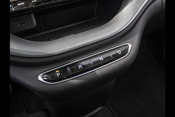 Fiat 500E 3+1 La Prima 42 kWh | Clima | Cruise | Leder | 17" | Priv Glass | Winter Pack | JBL Sound | BSM | Apple Carplay