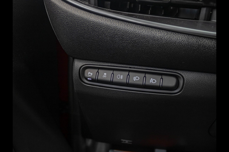 Fiat 500E 3+1 La Prima 42 kWh | Clima | Cruise | Leder | 17" | Priv Glass | Winter Pack | JBL Sound | BSM | Apple Carplay