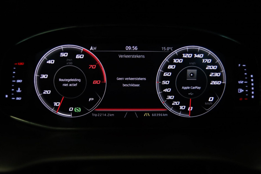 Seat León ST 1.4 EcoTSI FR / LEDER / PDC V+A / CARPLAY / STOELVERW / 18''