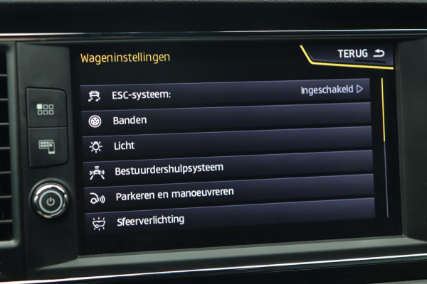 Seat León ST 1.4 EcoTSI FR / LEDER / PDC V+A / CARPLAY / STOELVERW / 18''