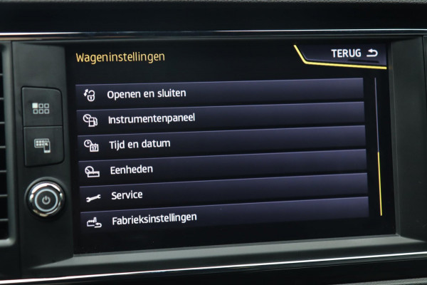 Seat León ST 1.4 EcoTSI FR / LEDER / PDC V+A / CARPLAY / STOELVERW / 18''