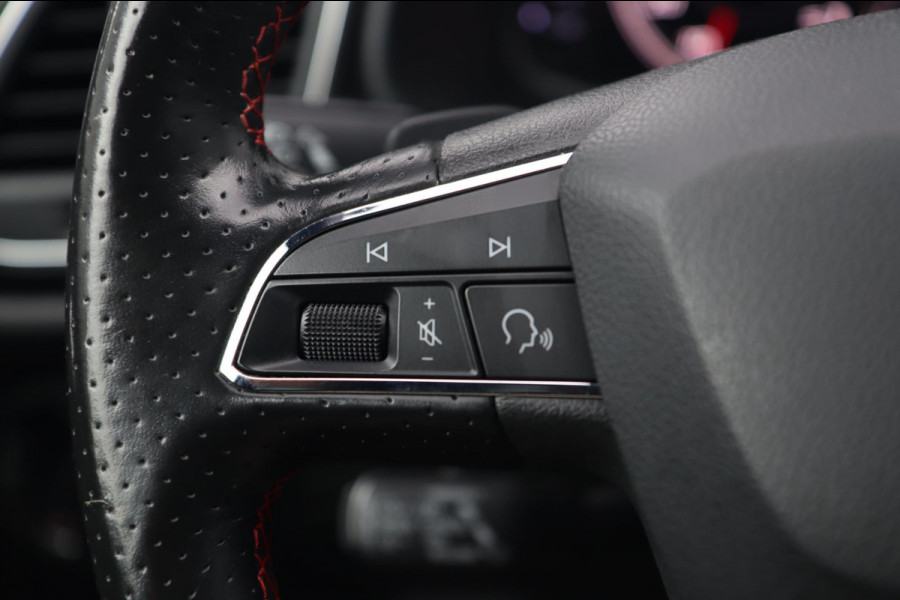 Seat León ST 1.4 EcoTSI FR / LEDER / PDC V+A / CARPLAY / STOELVERW / 18''