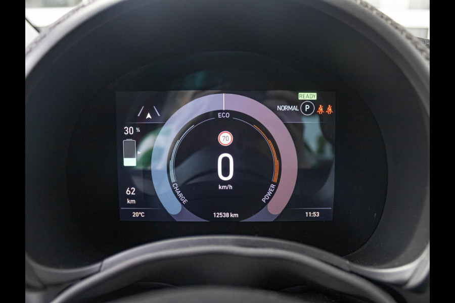Fiat 500E 3+1 La Prima 42 kWh | Clima | Cruise | Leder | 17" | Priv Glass | Winter Pack | JBL Sound | BSM | Apple Carplay