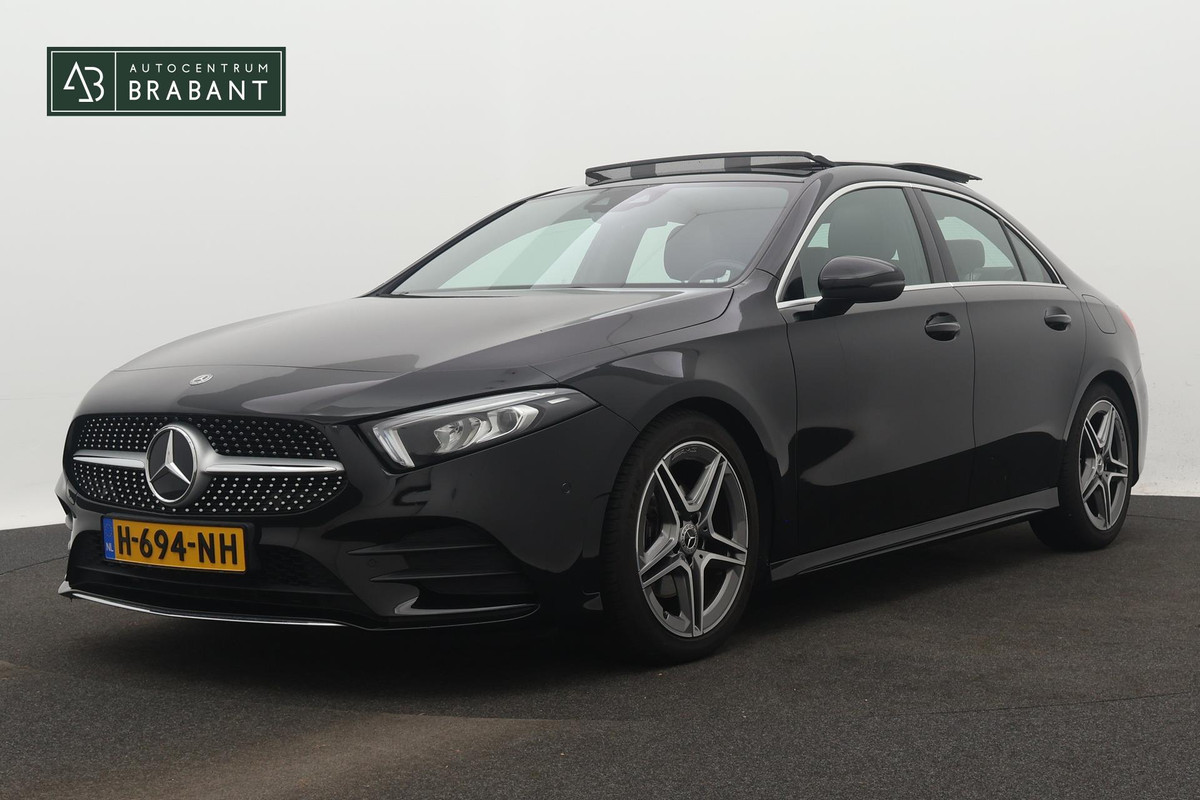 Mercedes-Benz A-Klasse 200 Business Solution AMG(NL-auto, 1e eig, Dealer onderhoud, Panorama, Navi, Camera, StoelV, Etc) Mercedes-Benz A-Klasse 200 Business Solution AMG(NL-auto, 1e eig, Dealer onderhoud, Panorama, Navi, Camera, StoelV, Etc)