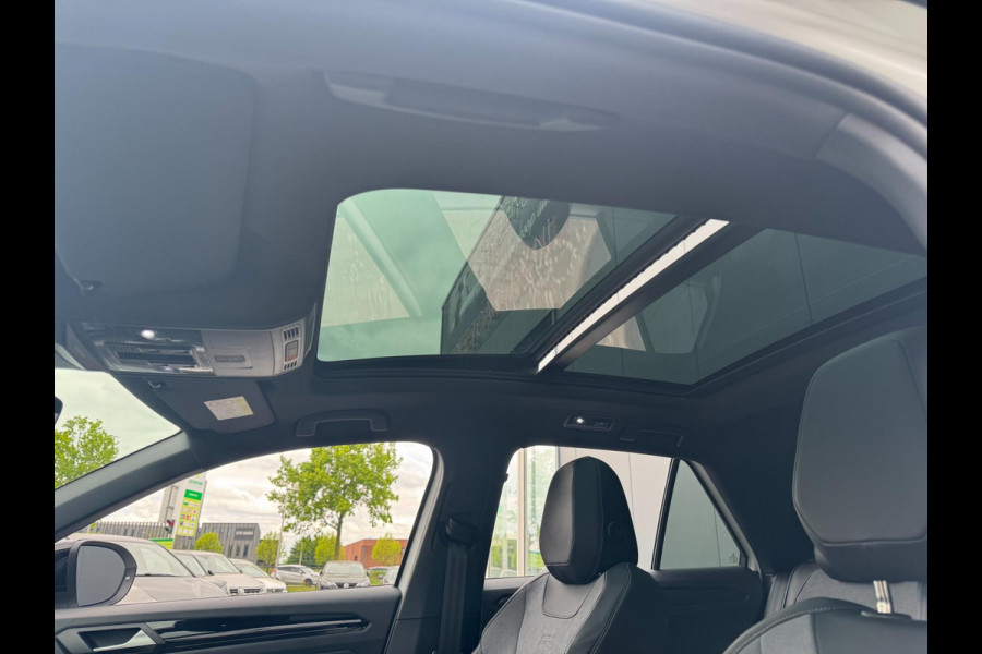 Volkswagen T-Roc 1.5 TSI 3XR-Line Panorama/bomvol/vollausstatung!