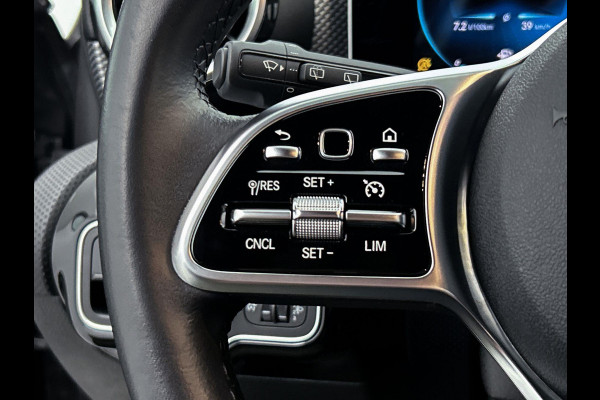 Mercedes-Benz A-Klasse 180 Business Solution(Dealer onderhoud, Navi Groot, StoelV, Carplay, Etc)