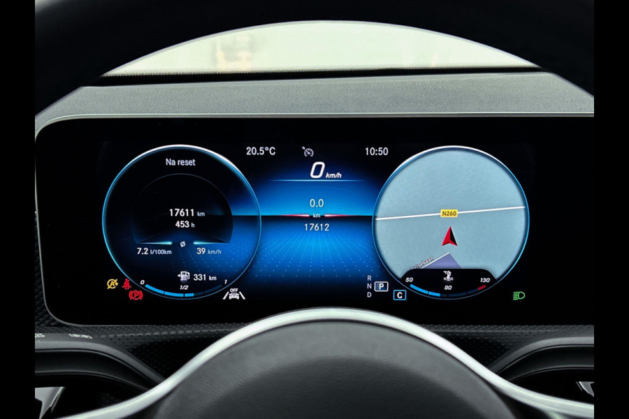 Mercedes-Benz A-Klasse 180 Business Solution(Dealer onderhoud, Navi Groot, StoelV, Carplay, Etc)