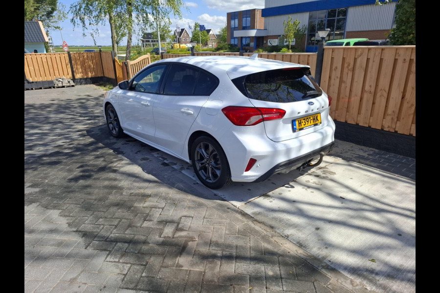Ford Focus 1.0 EcoBoost Titanium Business