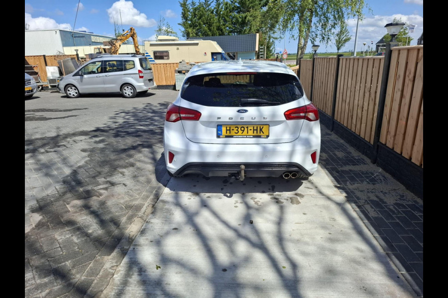 Ford Focus 1.0 EcoBoost Titanium Business