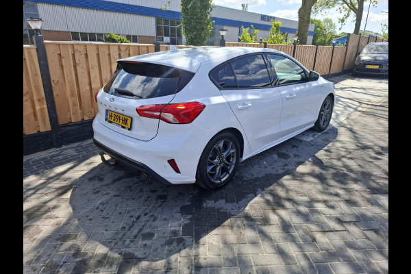 Ford Focus 1.0 EcoBoost Titanium Business