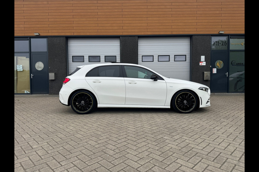 Mercedes-Benz A-Klasse 250 AMG Edition 1 Panoramadak .