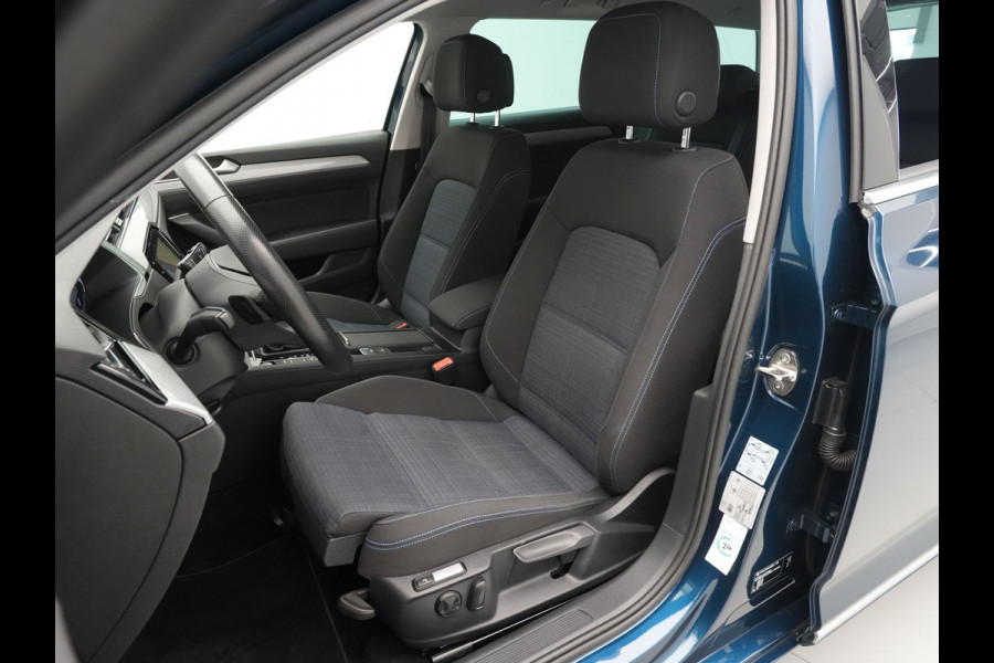 Volkswagen Passat Variant 1.4 TSI 218pk PHEV GTE Navi Pro Trekhaak Camera Stoelverwarming 84