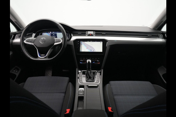 Volkswagen Passat Variant 1.4 TSI 218pk PHEV GTE Navi Pro Trekhaak Camera Stoelverwarming 84