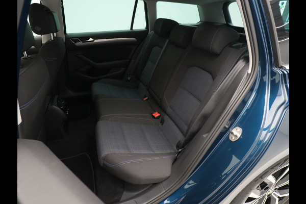 Volkswagen Passat Variant 1.4 TSI 218pk PHEV GTE Navi Pro Trekhaak Camera Stoelverwarming 84