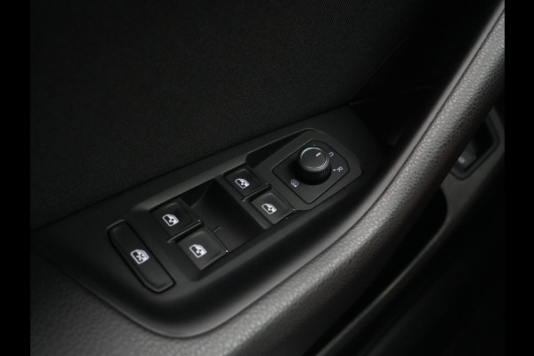 Volkswagen Passat Variant 1.4 TSI 218pk PHEV GTE Navi Pro Trekhaak Camera Stoelverwarming 84
