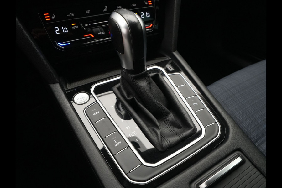Volkswagen Passat Variant 1.4 TSI 218pk PHEV GTE Navi Pro Trekhaak Camera Stoelverwarming 84