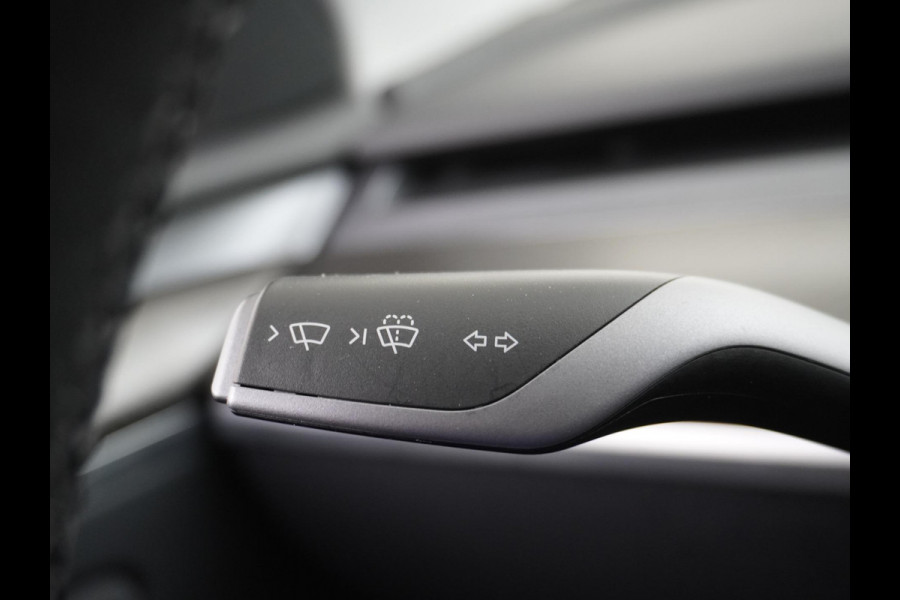 Tesla Model Y 78 kwh Long Range AUTOPILOT | LEDER | TESLA GARANTIE T/M 12-2026