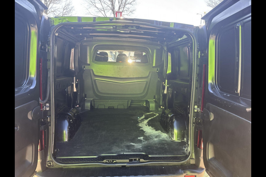 Renault Trafic 2.0 dCi 145 L2H1 Dubbel cabine AUTOMAAT