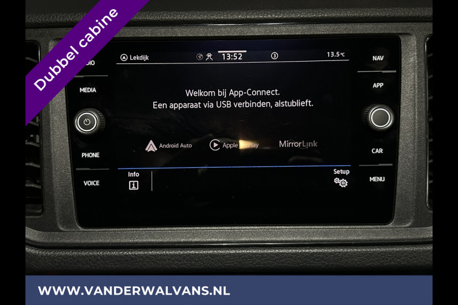 Volkswagen Crafter 2.0 TDI 140 pk Pick up Open laadbak Dubbele Cabine Euro6 Airco | 7-Zits | Navigatie | 2800kg Trekhaak Apple Carplay, Android Auto, Cruisecontrol, Chauffeursstoel