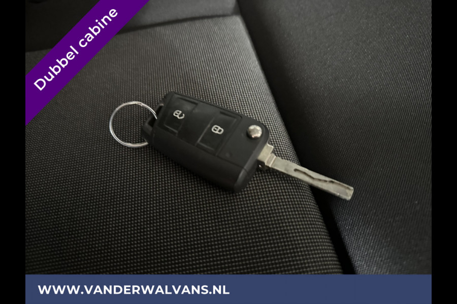 Volkswagen Crafter 2.0 TDI 140 pk Pick up Open laadbak Dubbele Cabine Euro6 Airco | 7-Zits | Navigatie | 2800kg Trekhaak Apple Carplay, Android Auto, Cruisecontrol, Chauffeursstoel