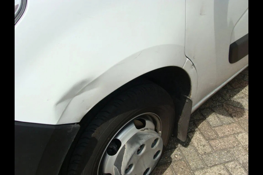 Renault Master 165.35 DUBBELLUCHT - EURO 6 - V-026-XG