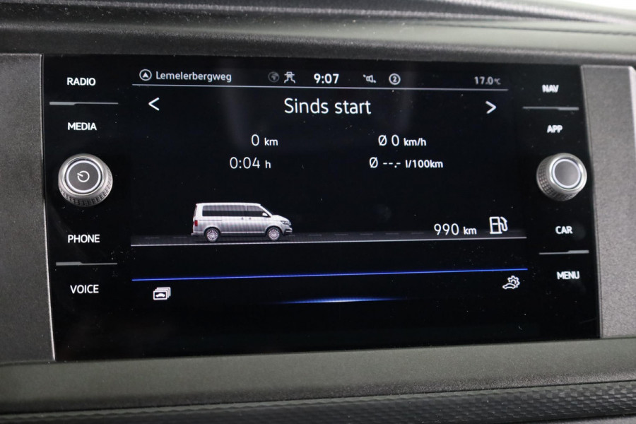Volkswagen Transporter 2.0 TDI L2H1 28 Comfortline 110 pk | Verlengde garantie | Navigatie| Trekhaak | Parkeersensoren achter | Cruise control | Apple Carplay/Android Auto |