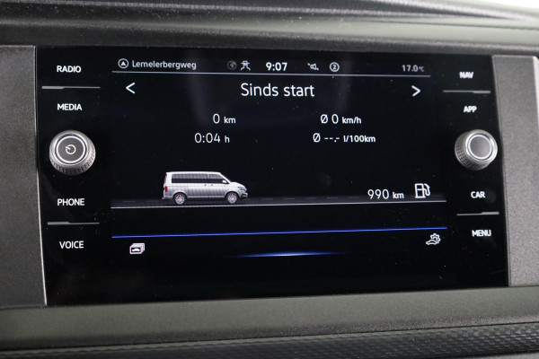 Volkswagen Transporter 2.0 TDI L2H1 28 Comfortline 110 pk | Verlengde garantie | Navigatie| Trekhaak | Parkeersensoren achter | Cruise control | Apple Carplay/Android Auto |