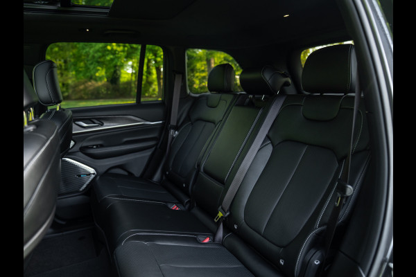 Jeep Grand Cherokee Overland 4XE 380pk PHEV | Full option! | Pano-dak | Stoelventilatie | Luchtvering | Night Vision